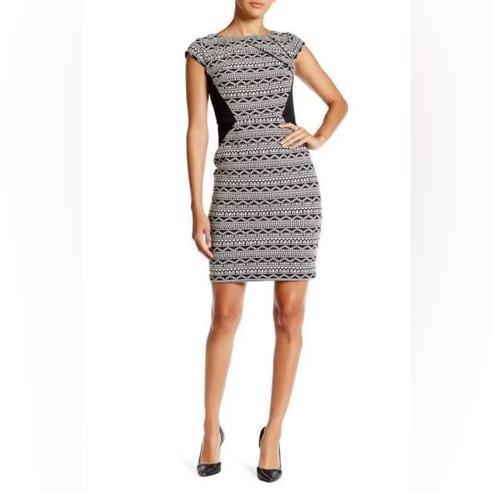 Adrianna Papell Black/white cap sleeve bodycon dress Size 14